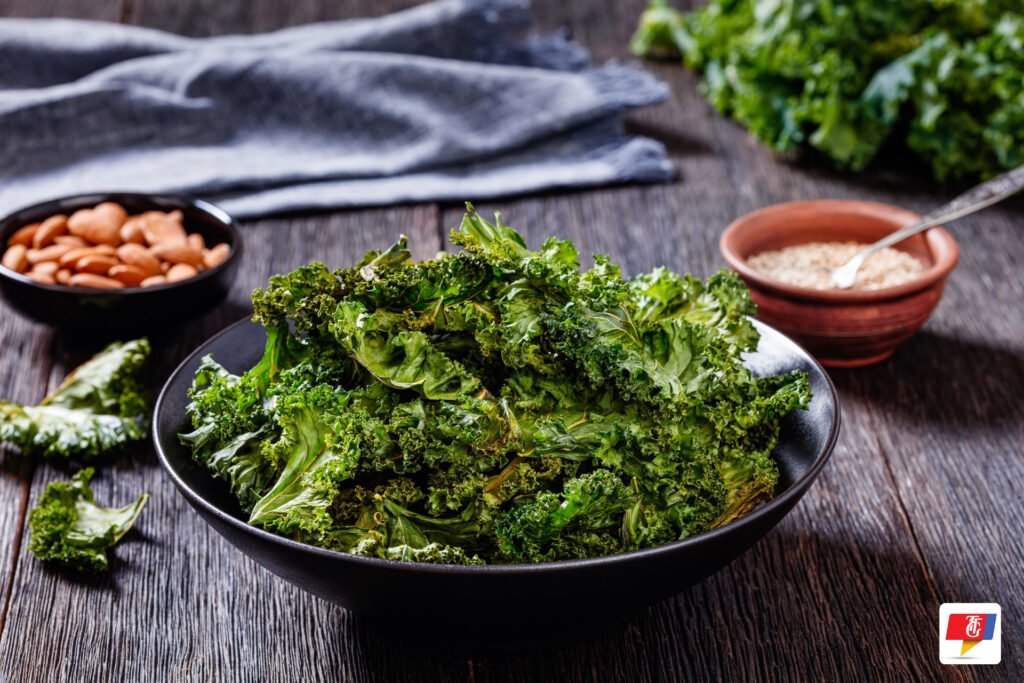 Homemade Kale Chips - Healthy Snacks for Movie 